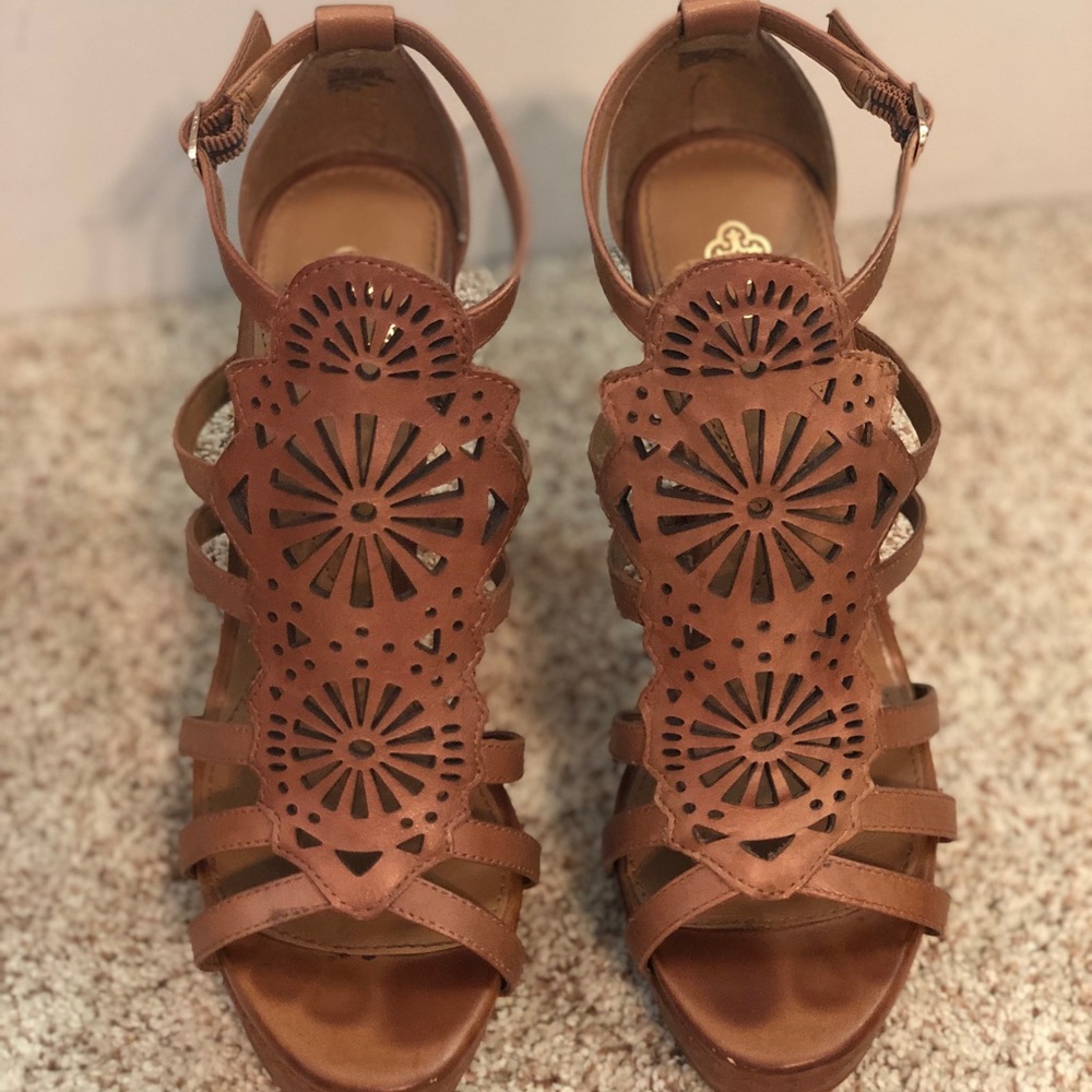 Brown faux leather heels size 7